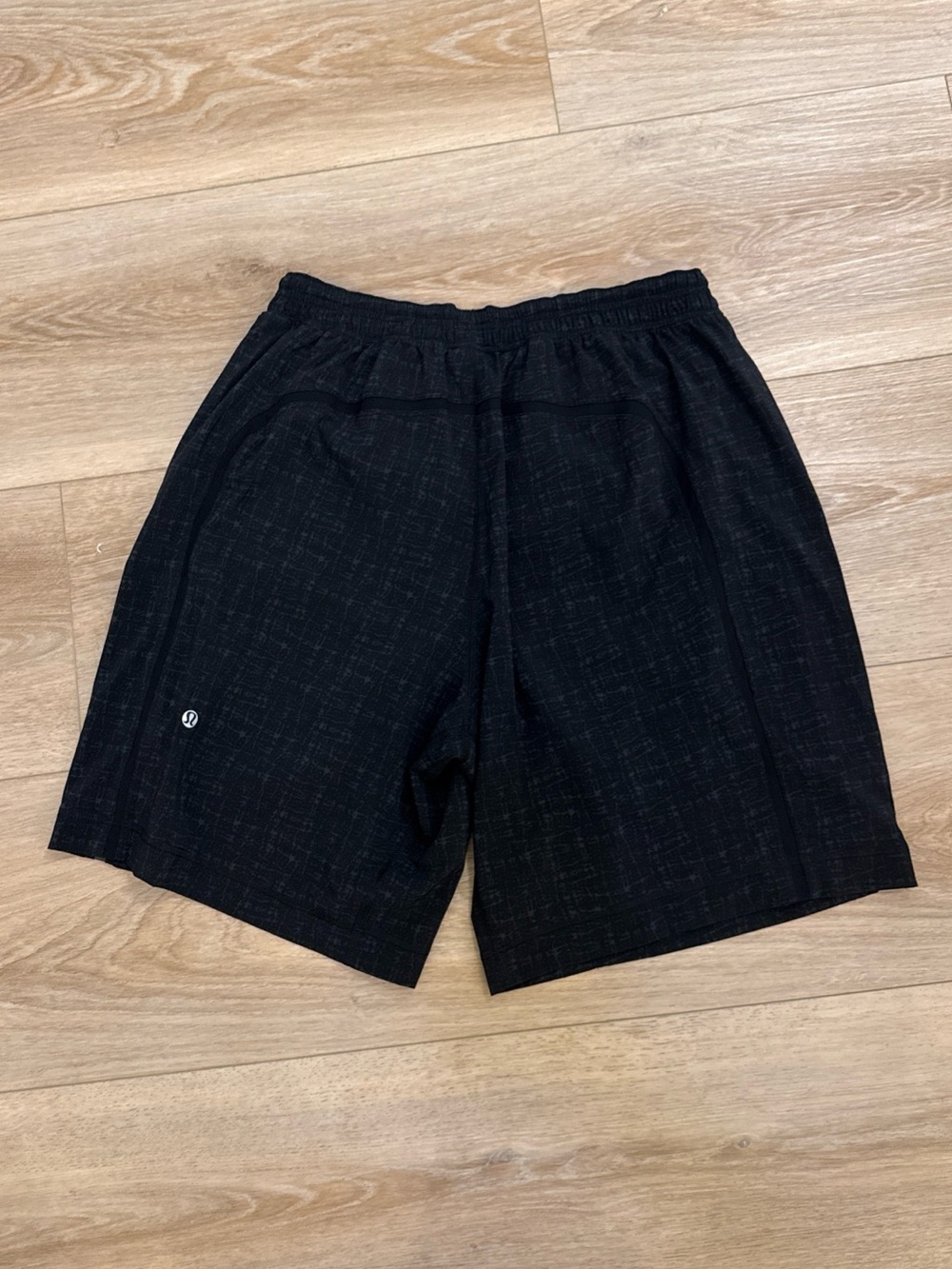 Lululemon Pace Breaker Shorts Mens Large 9"  Lined Performance Stretch Black